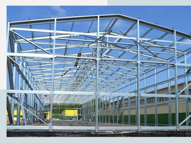 Строительство фабрик в Советской Гавани