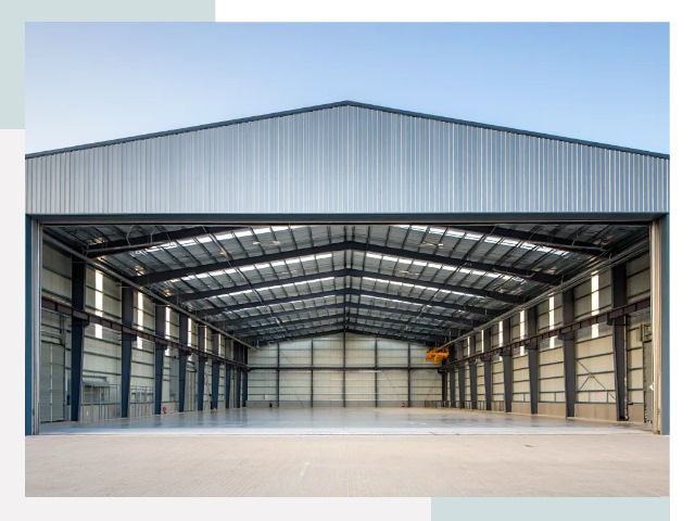 Большие ангары в Советской Гавани