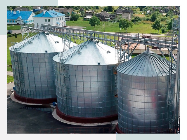 Металлические силосы в Советской Гавани